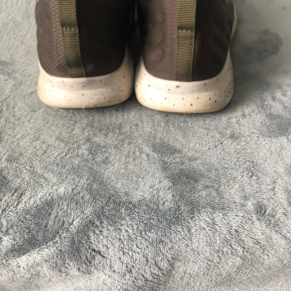 New Balances - image 4